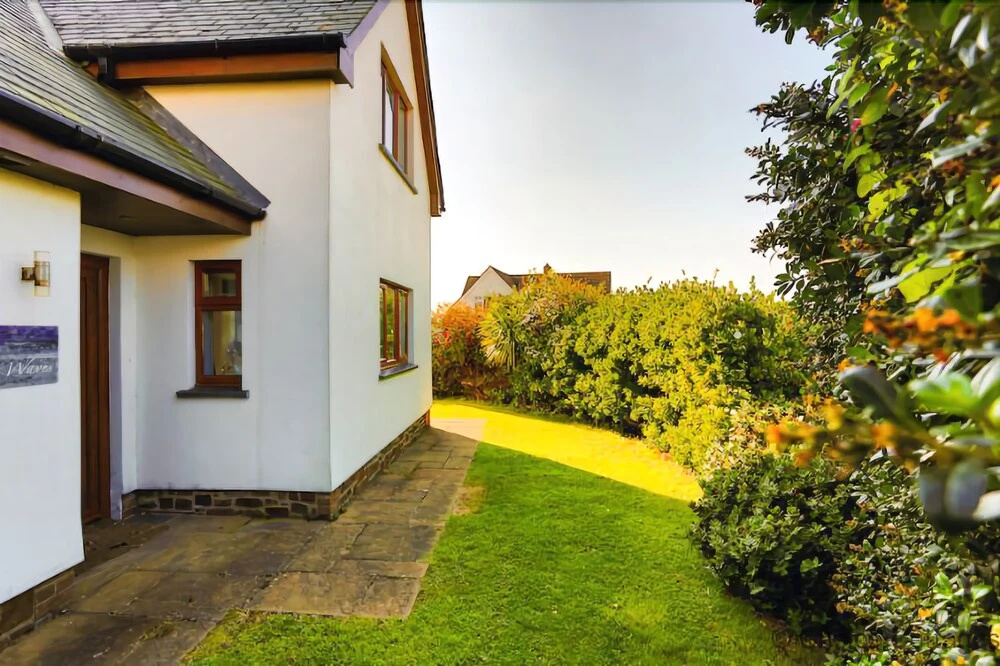 Croyde Waves 4 Bedrooms