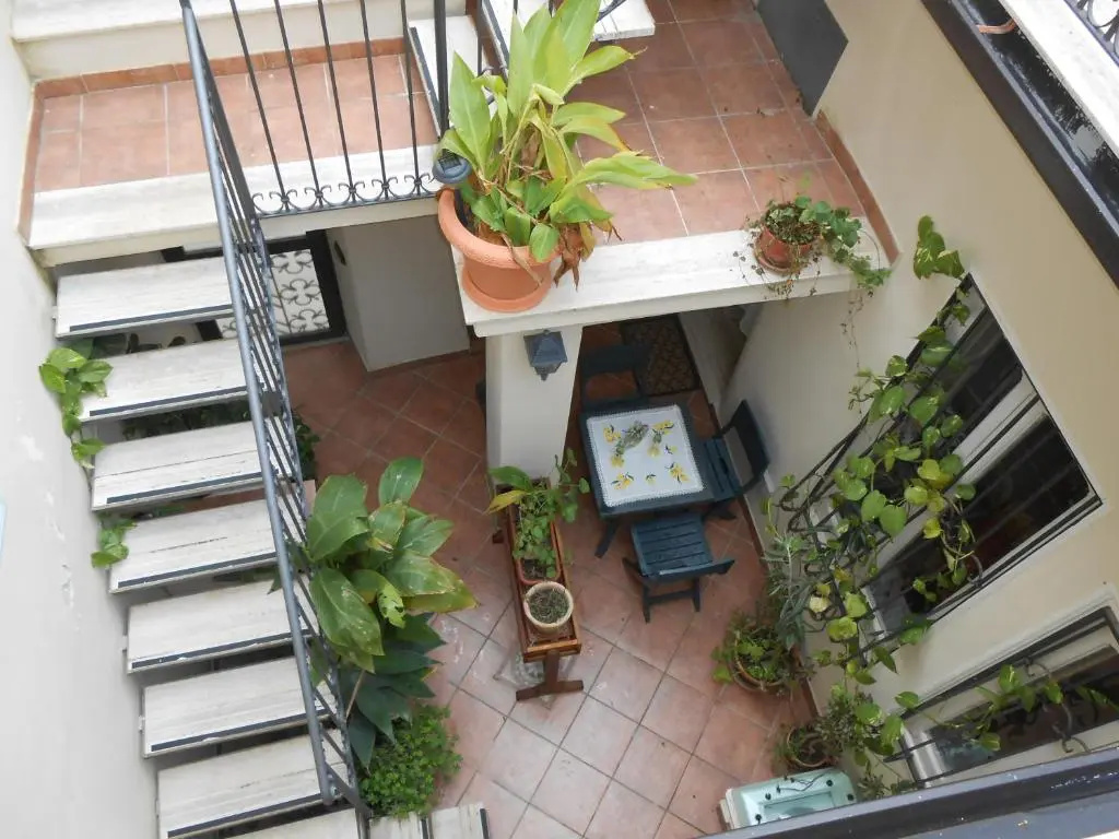 3 Bedrooms Apartment