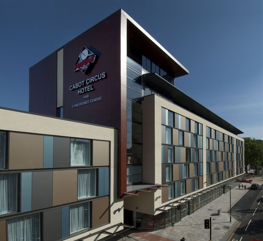 Future Inn Bristol Cabot Circus by null
