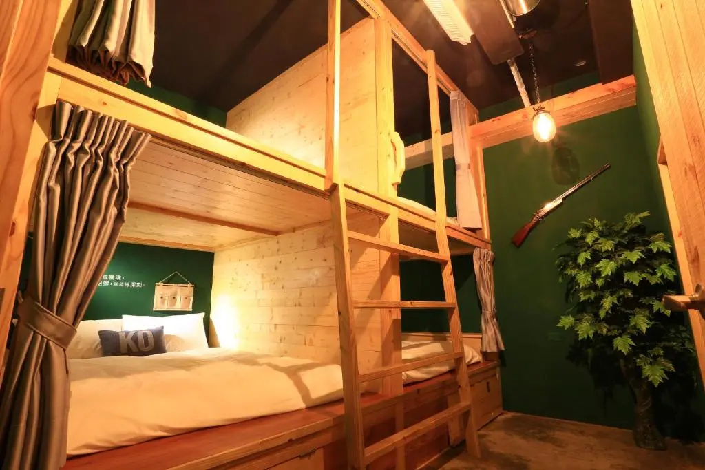 Bed in Dorm (full double bed)