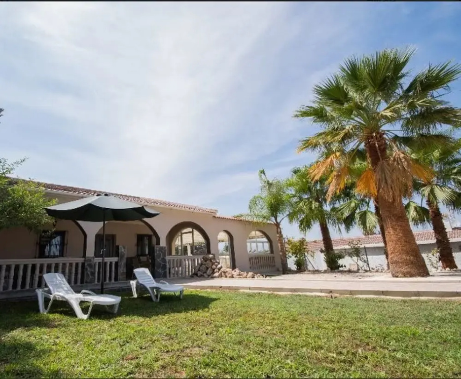 Villa With 3 Bedrooms In Cartama With Indoor Pool And Furnished Terrace 20 Km From The Beach