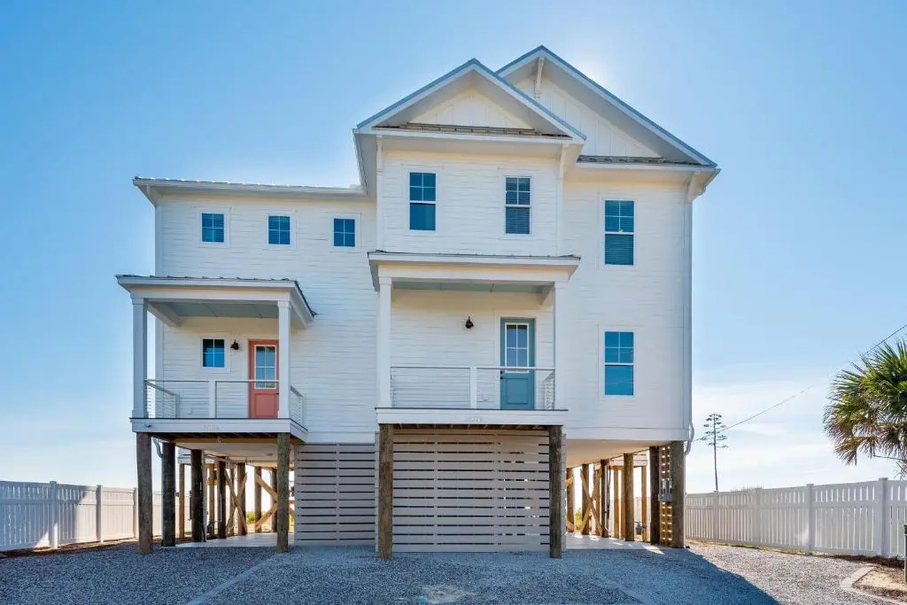 207 E Arctic - Seahorsing Around - Oceanfront - 3 Bedrooms