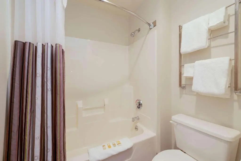La Quinta Inn & Suites by Wyndham Cleveland Macedonia - Chambres