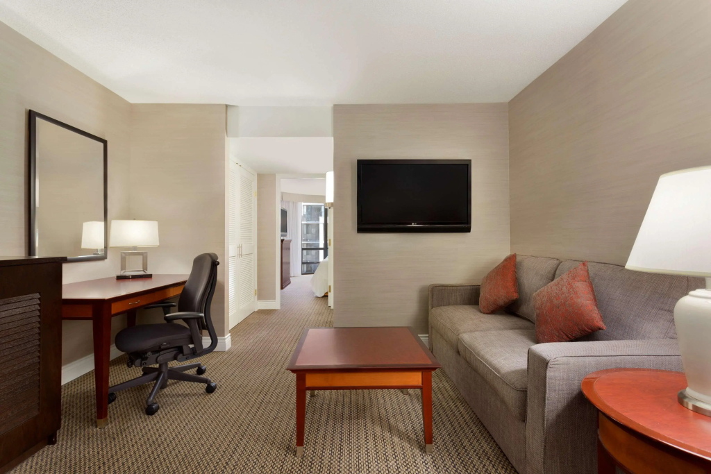 Hilton Vancouver Airport - фото 4