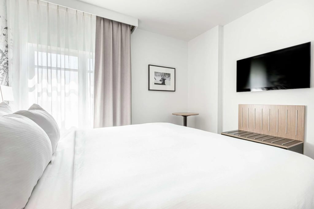 DoubleTree by Hilton Quebec Resort - фото 4