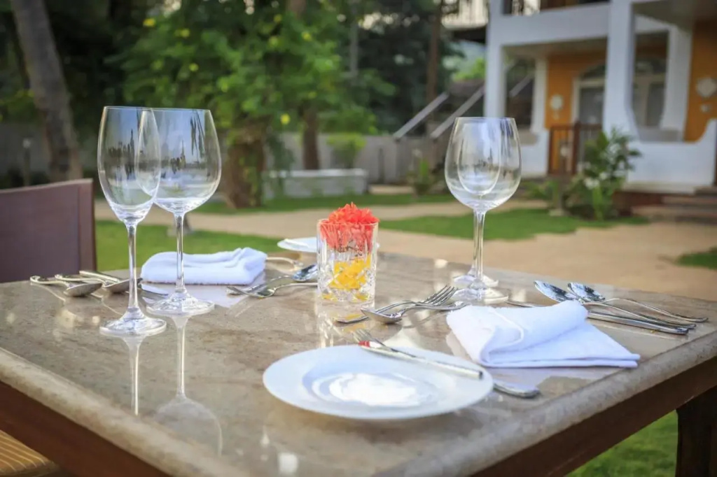 Acron Waterfront Resort - фото 21