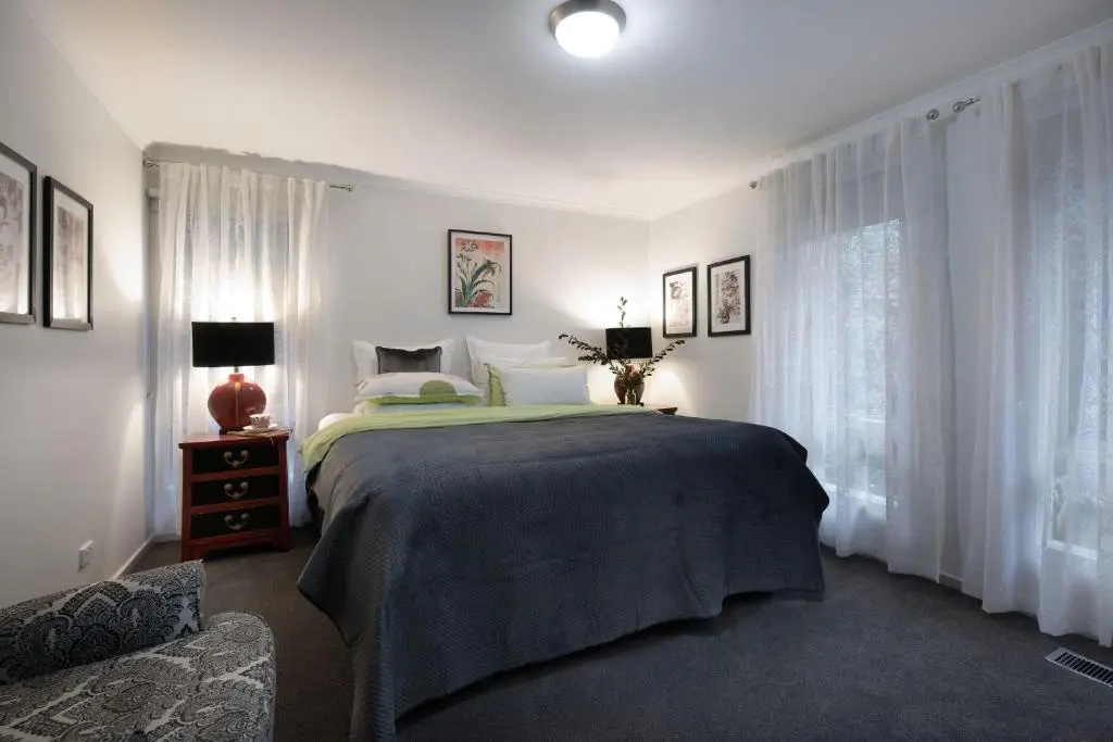 2 Bedrooms Cottage