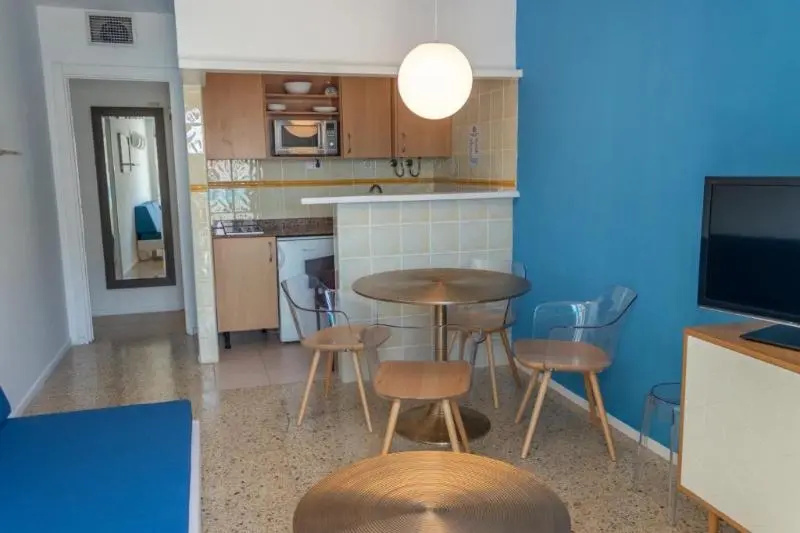 Poniente Playa Aparthotel - Chambres