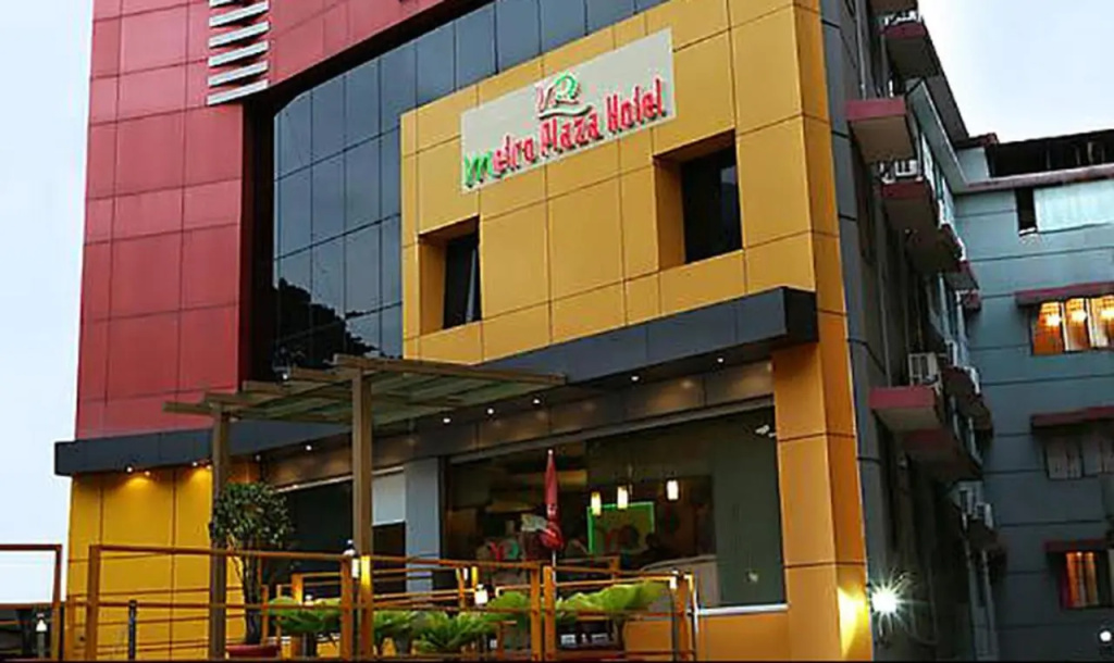 Metro Plaza Hotel