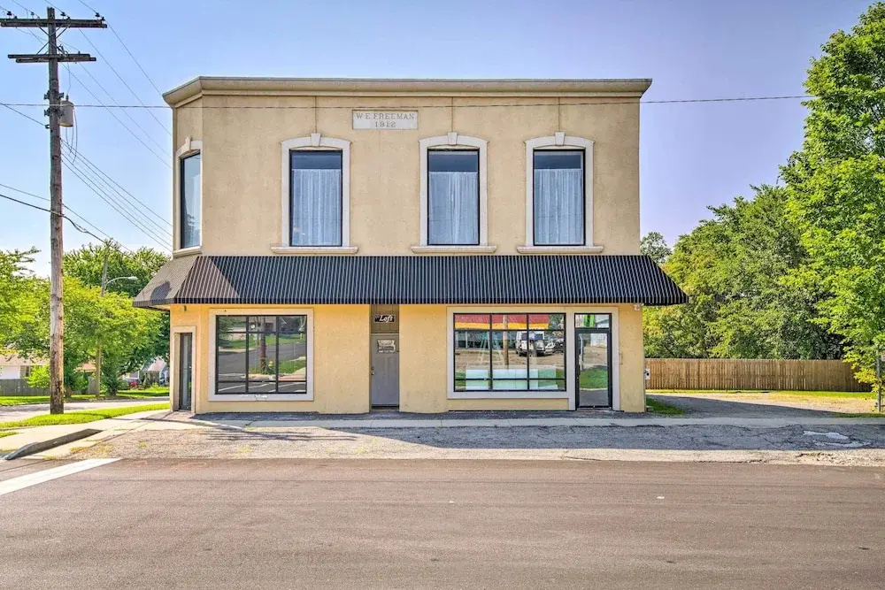 Spacious Springfield Apt < 4 Mi to Downtown!