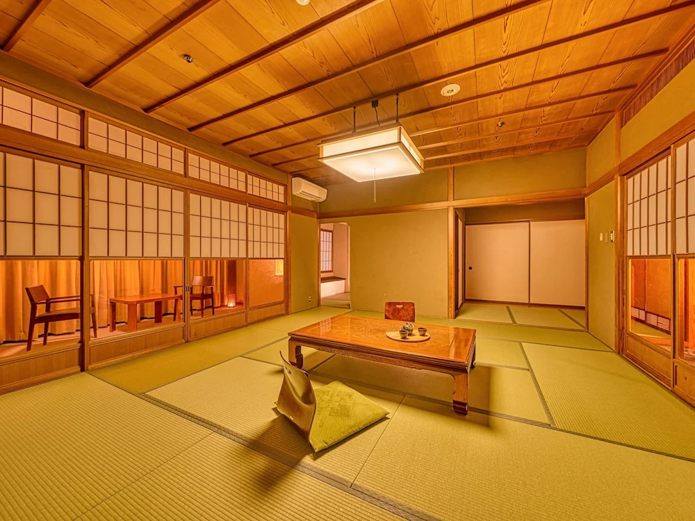 Ooedo Onsen Monogatari Wanwan Resort Awazu - Général