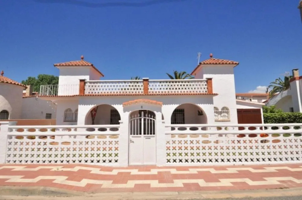 Villa Tranquila Para 8 Personas en Cambrils