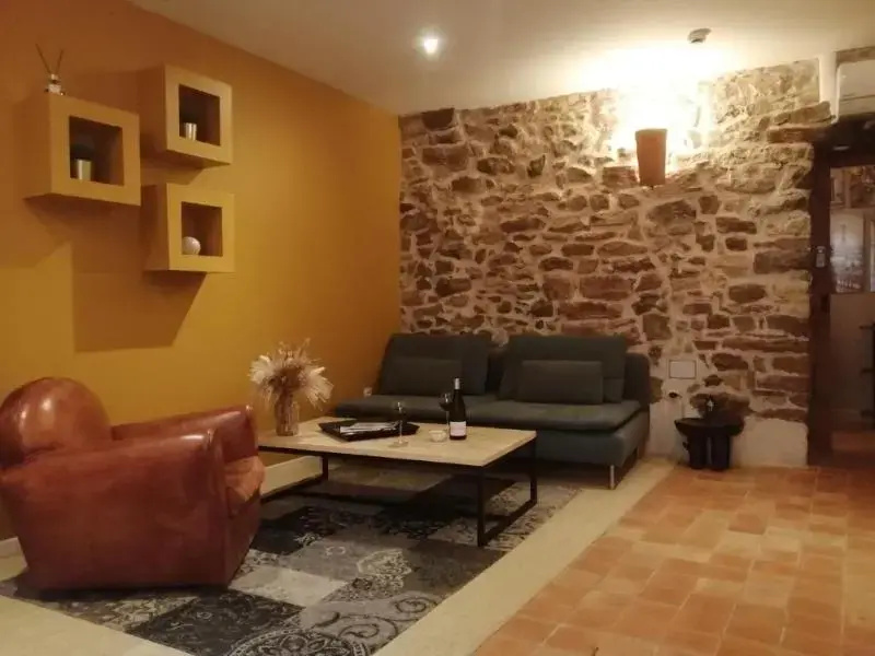 Contact Hôtels Le Savigny & Spa - Chambres