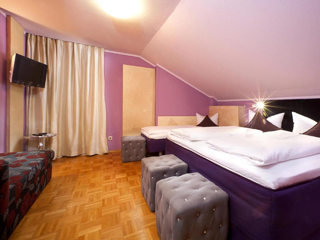 Classic Triple room