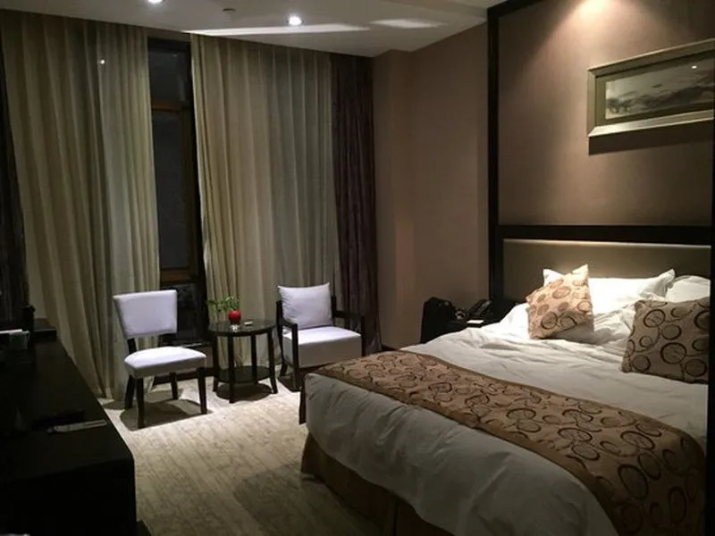 Standard Double room with balcony (full double bed)