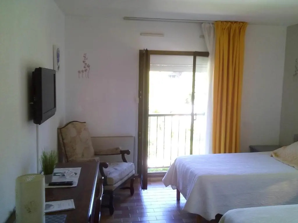 Hôtel Les Palmiers - Chambres