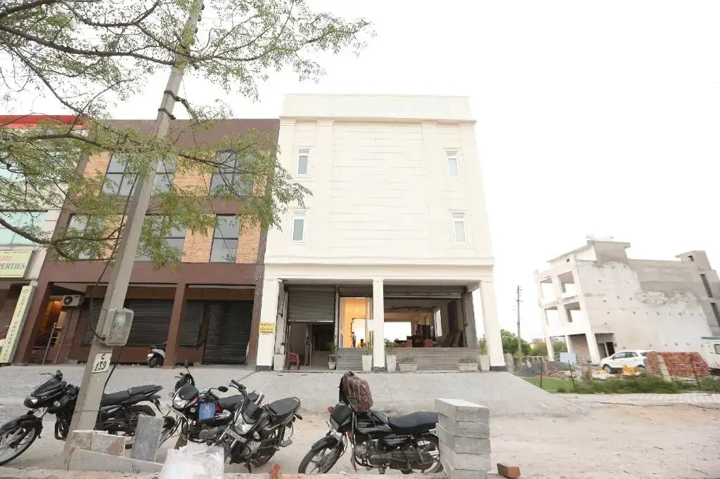 Maira Inn by OYO Rooms