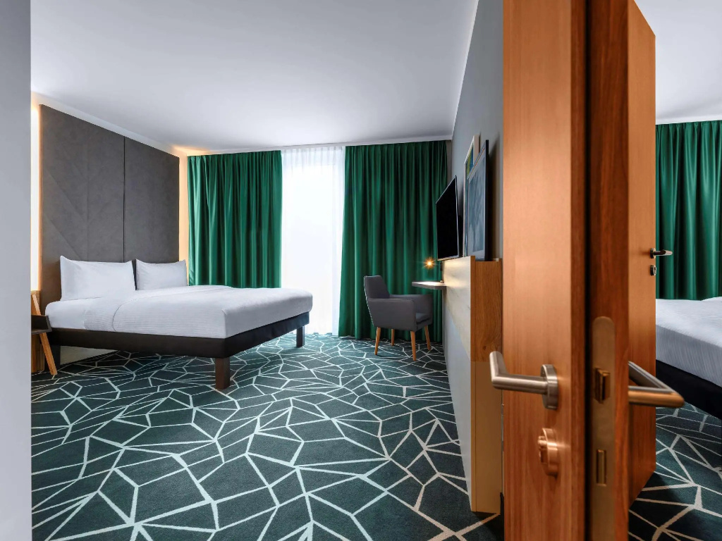 Standard Double room (full double bed)