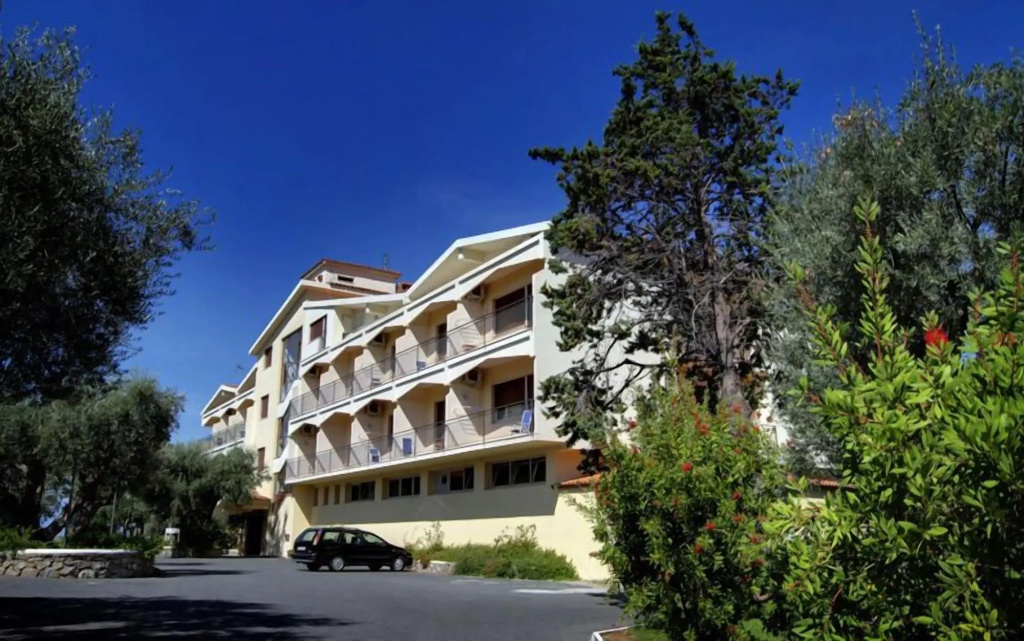 Hotel Guardacosta - Surrise