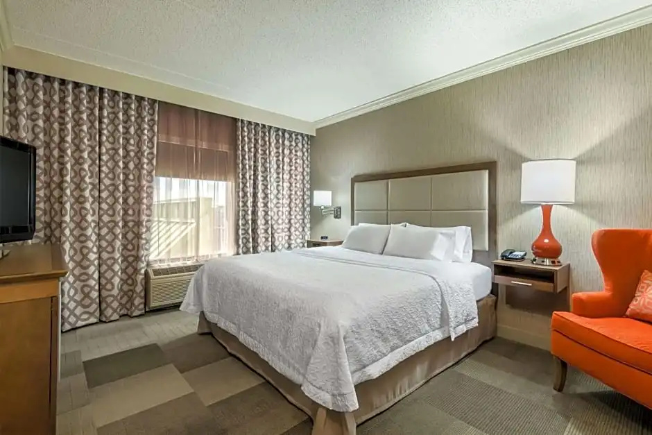 Double Studio (full double bed)