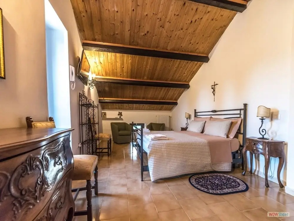 Standard Double room (full double bed)
