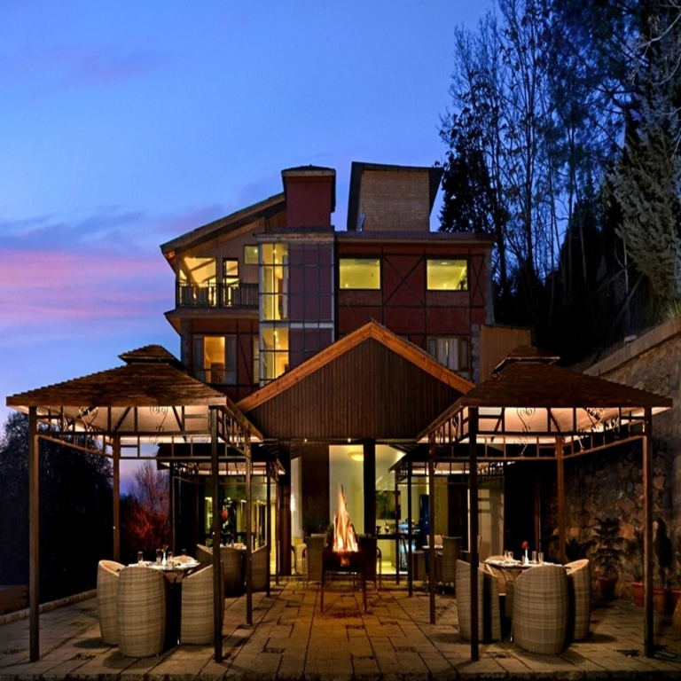 Golden Tulip Srinagar