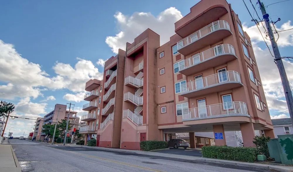 Americana Princess Suites and Condos