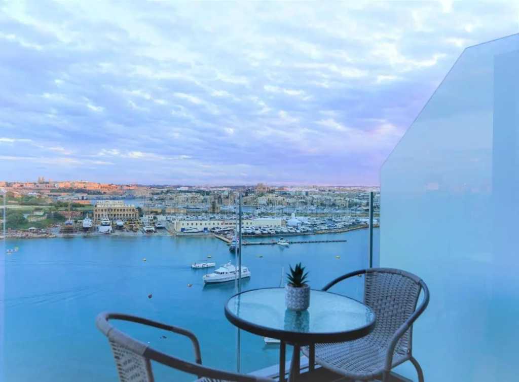 The Londoner Hotel Sliema