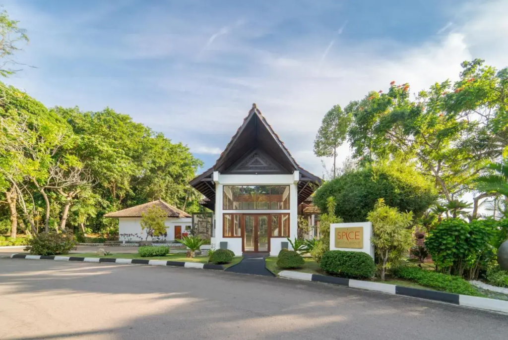 Nirwana Gardens Resort - Banyu Biru Villas