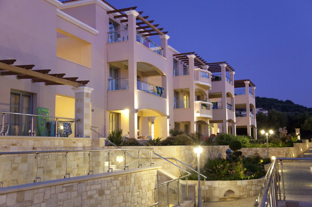 Isida Hotel - 3