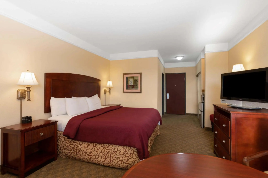 La Quinta Inn & Suites by Wyndham Dodge City - Chambres