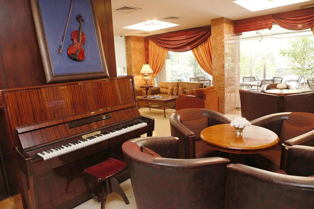 Hotel photo 2