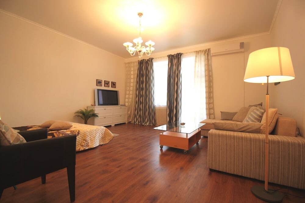 Планировка квартиры. Планировка пик евротрешка угловая. Четырехкомнатная квартира. Многокомнатные квартиры в москве. Проект четырехкомнатной квартиры.