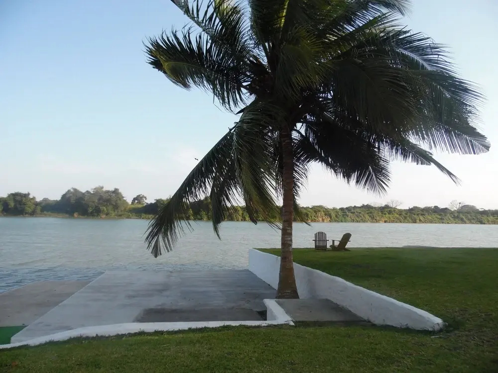 Beach & Waterfront