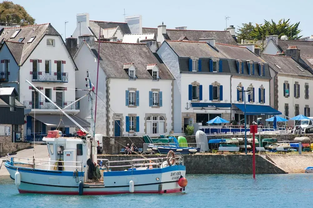 Beach & Waterfront