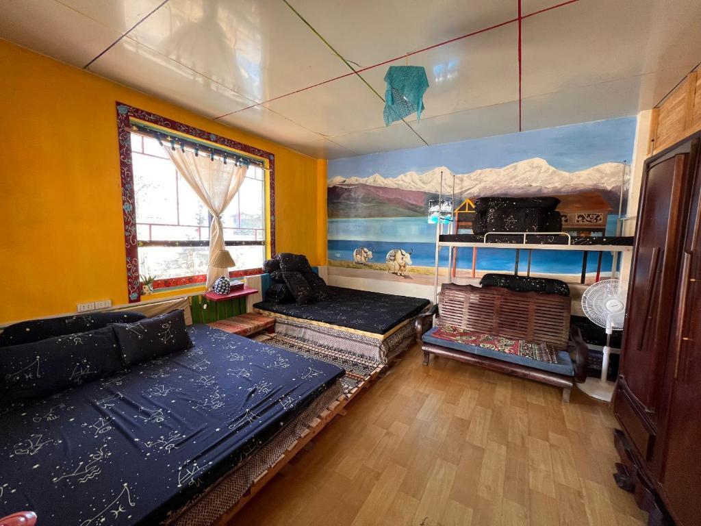 Кровать в общем номере (женский номер) в Saigonese Trekking House - Hostel
