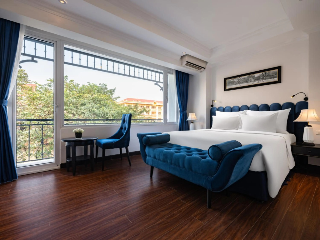 Отель The Flower Boutique Hotel & Travel в Ханое