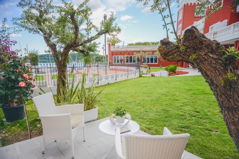 Villa Garuti Hotel & Appartements - Chambres