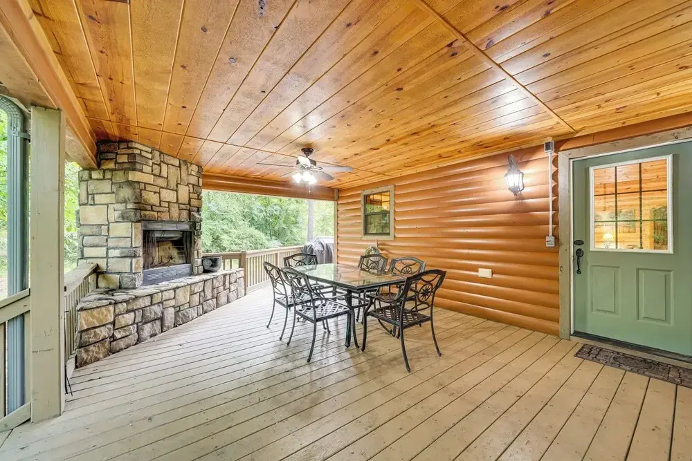 Pets & Families Welcome: Secluded Broken Bow Cabin