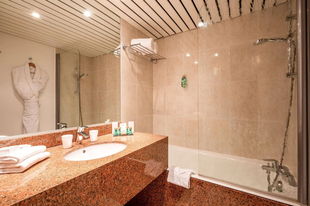 Le M & Spa Bordeaux Aéroport by Hôtels & Préférence - Chambres