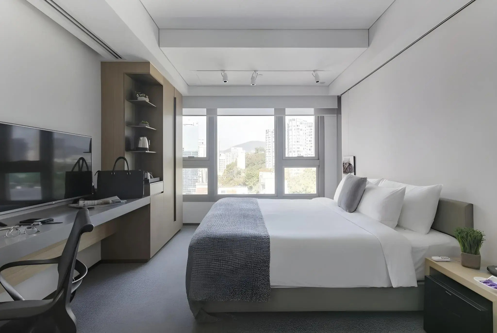 Hotel Stage - Général