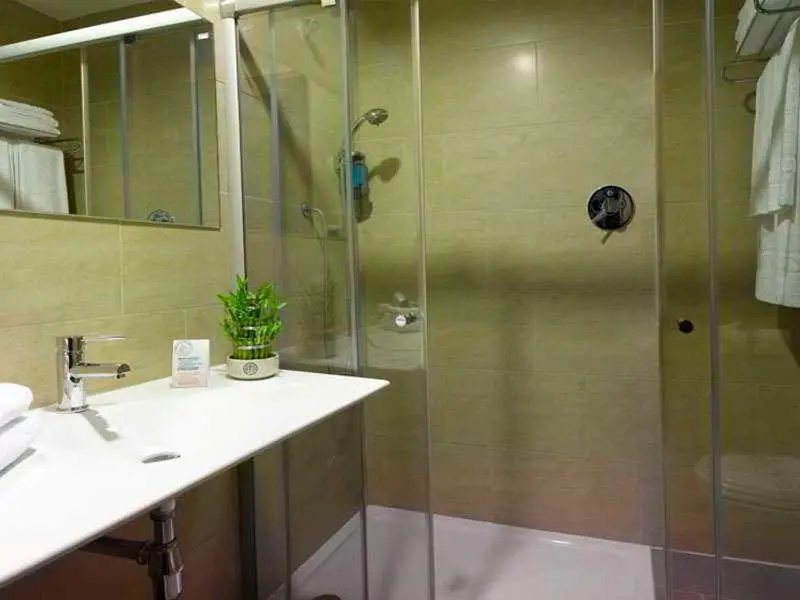 H2 Avila - Chambres