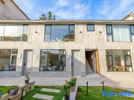 Hongcun Xinghui • Scenic and Leisure Resort Homestay • Wannan Xiaosu (Hongcun Scenic Area Branch)