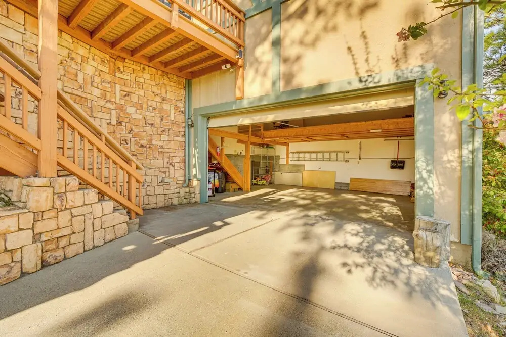 Partial Lake Arrowhead View: Cabin w/ Game Room!