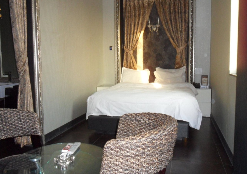 Отель Qingdao Hengbo Hotel в Циндао