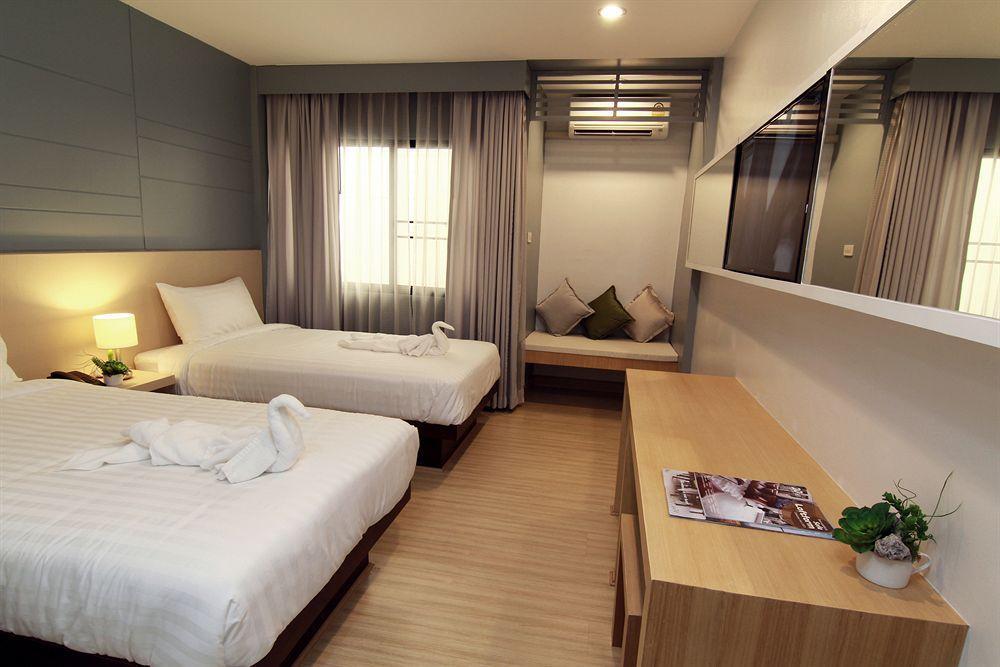 P21 Hotel by null