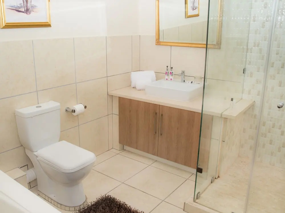 Inn & Out Plus Craighall - Chambres