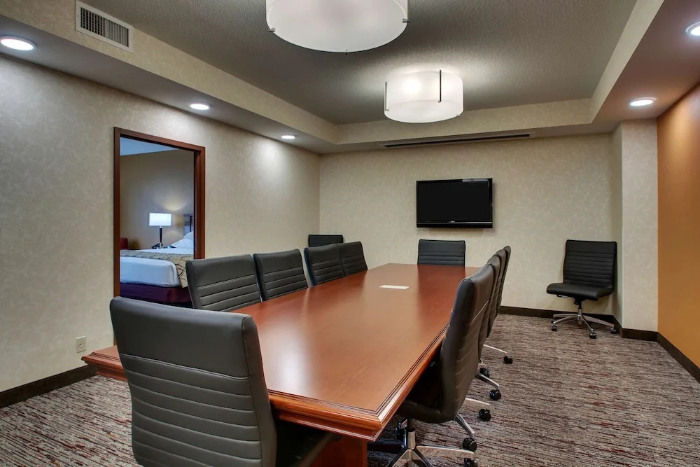 Drury Inn & Suites Findlay - Chambres