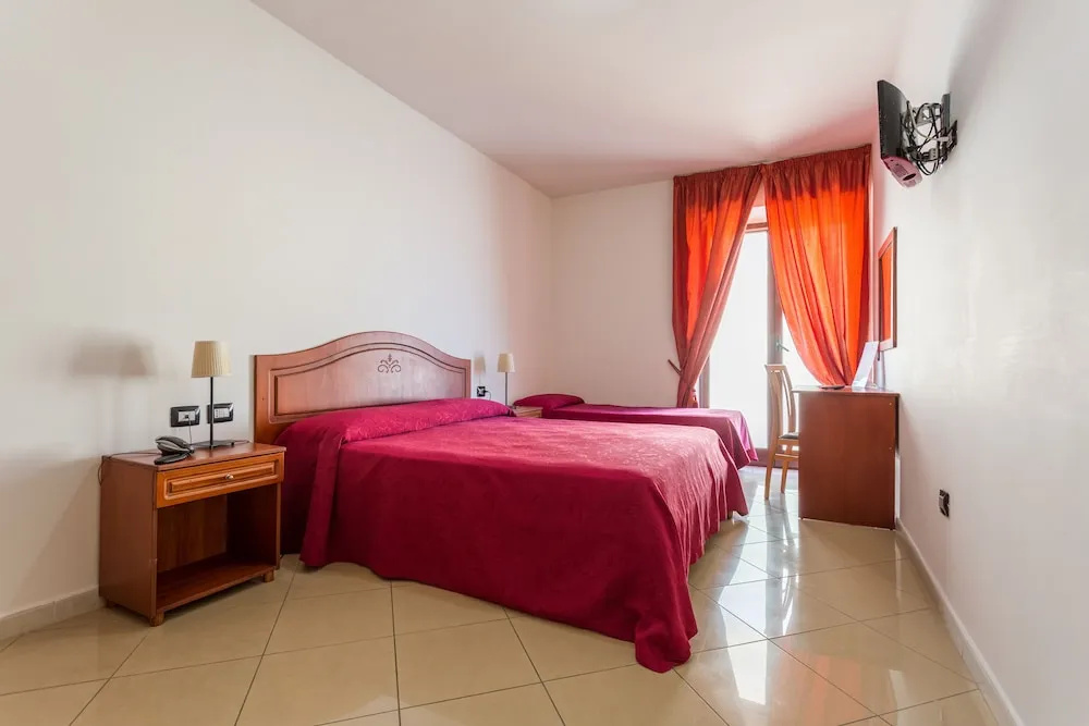 Hotel Plaza - Chambres