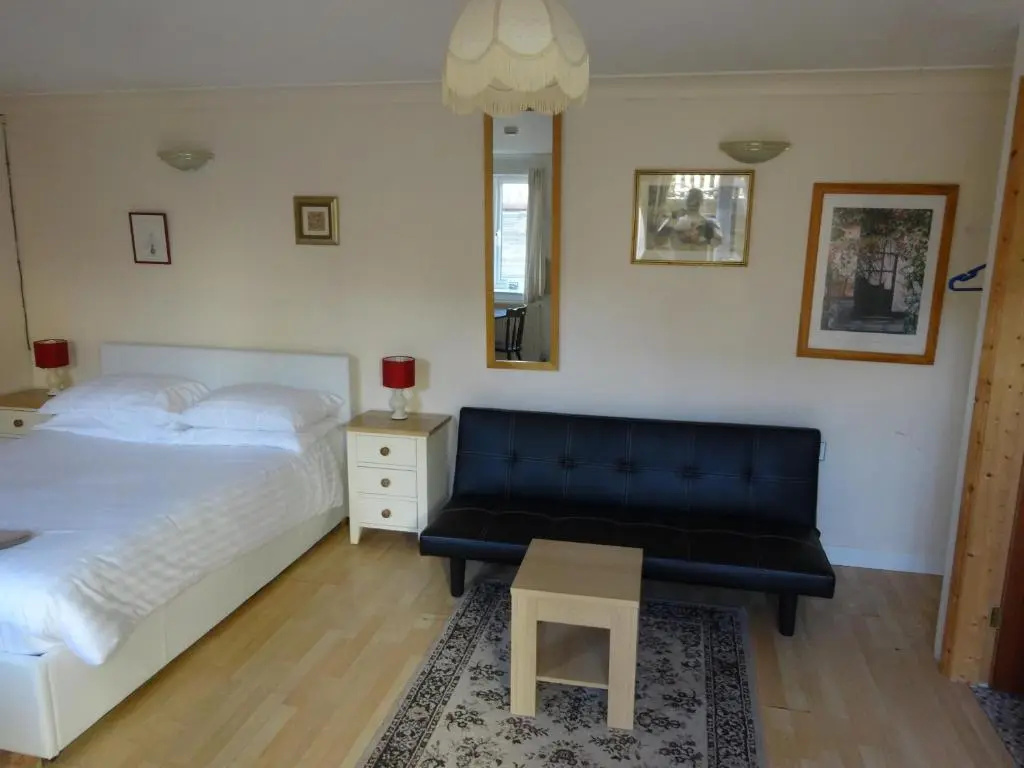 Superior Double room (full double bed)